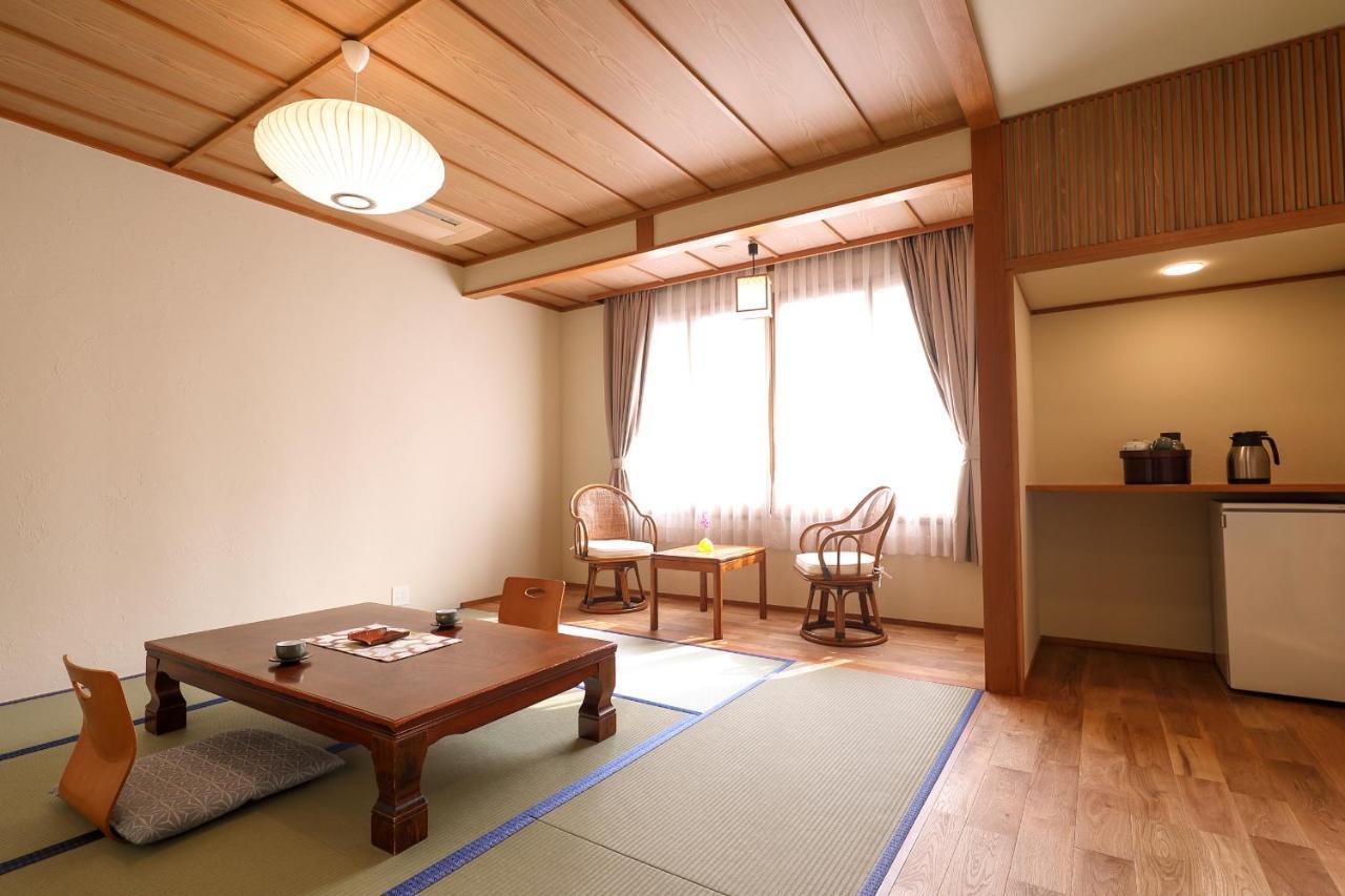 Tsukasaya Ryokan Curuoka Kültér fotó